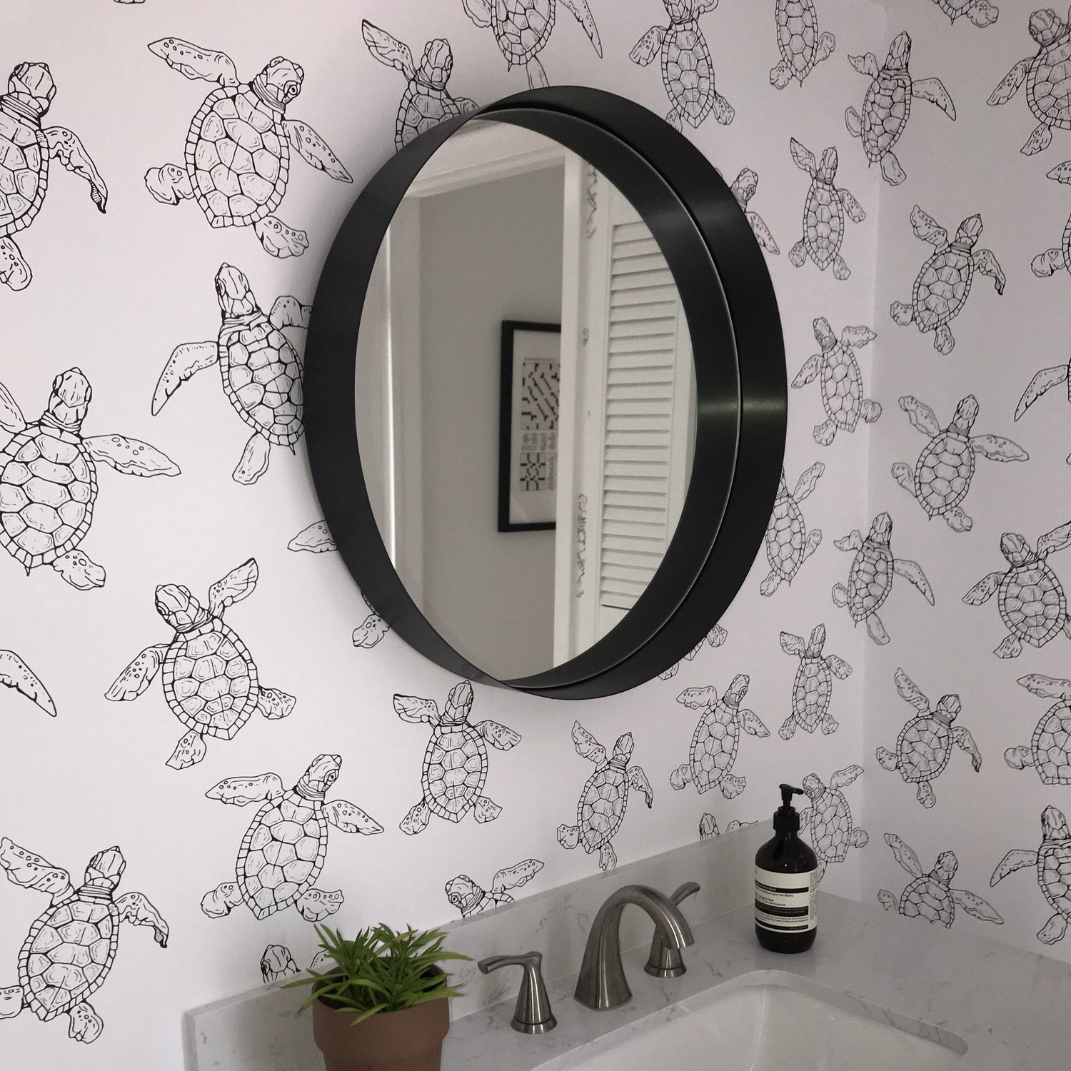 Baby Sea Turtle WW2076 Powder Room